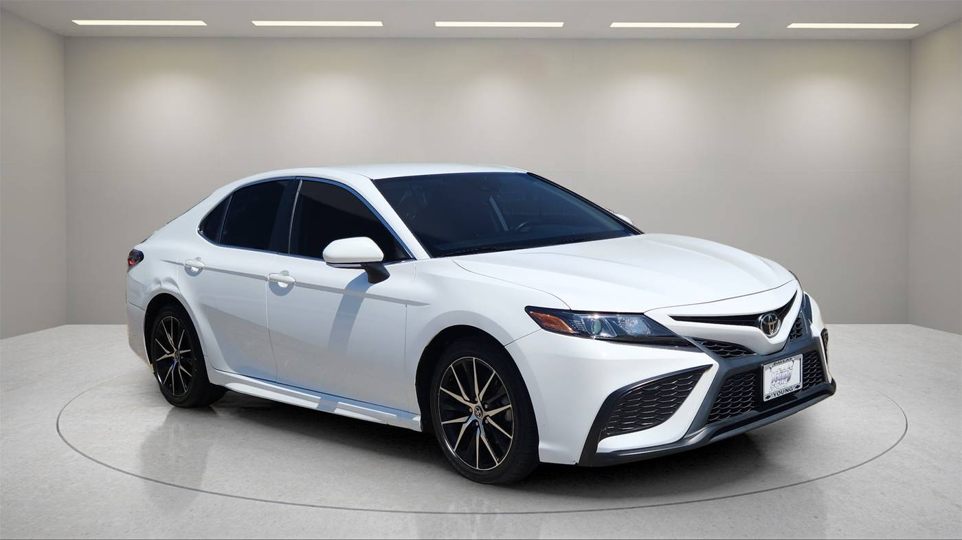 2022 Toyota Camry SE — Sedan — 93,288 mi — Dallas, TX