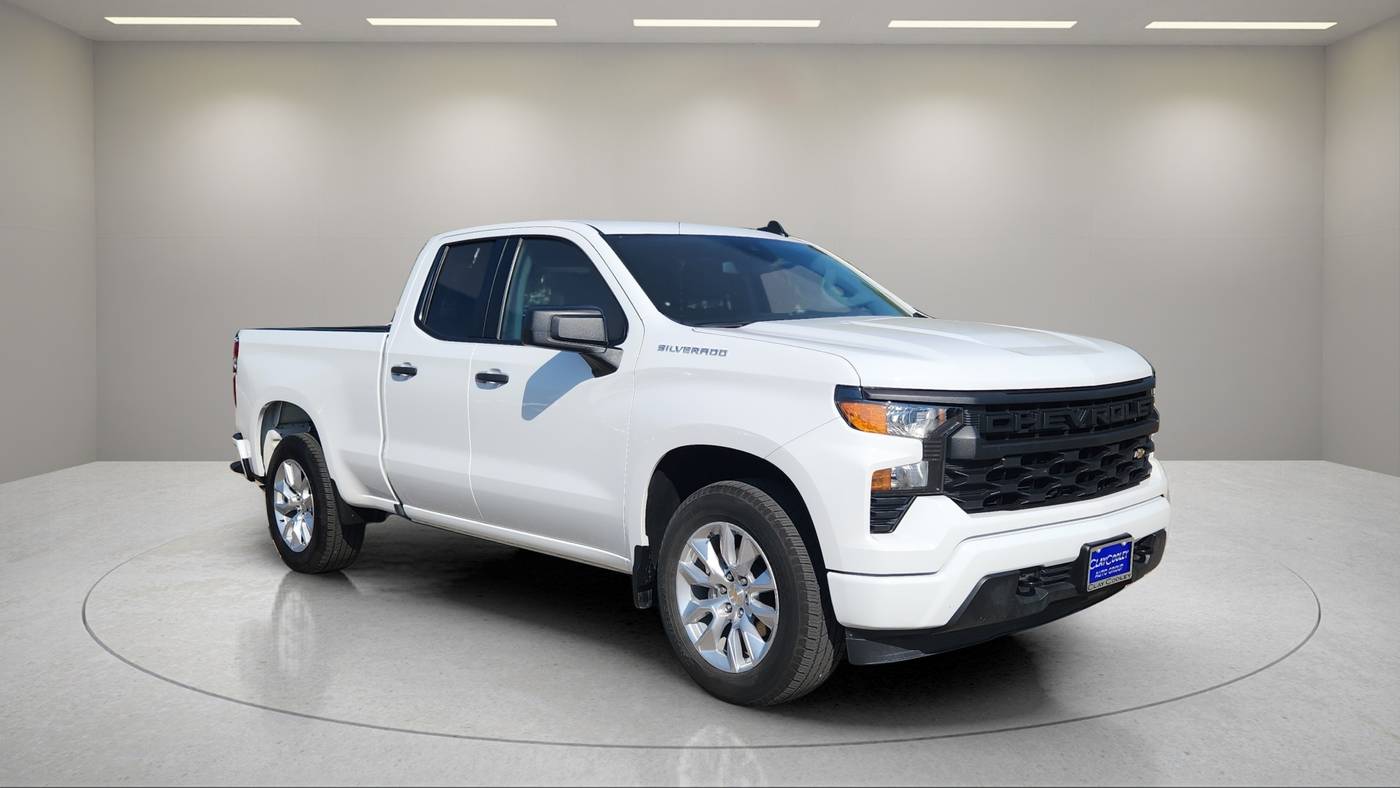 2024 Chevrolet Silverado 1500 Custom — Pickup Truck — 31,717 mi — Dallas, TX