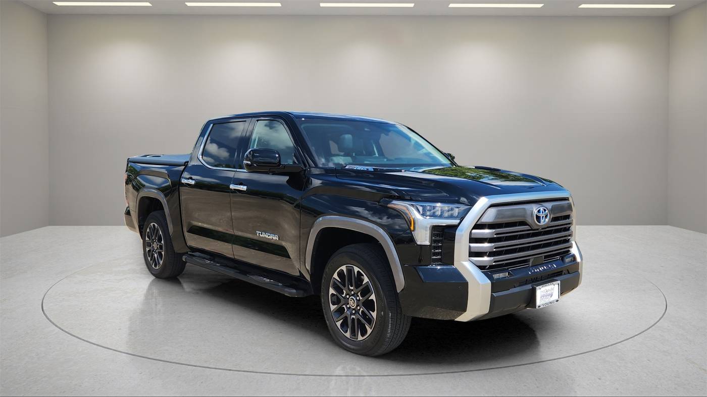 2024 Toyota Tundra Hybrid Limited — Pickup Truck — 8,759 mi — Dallas, TX