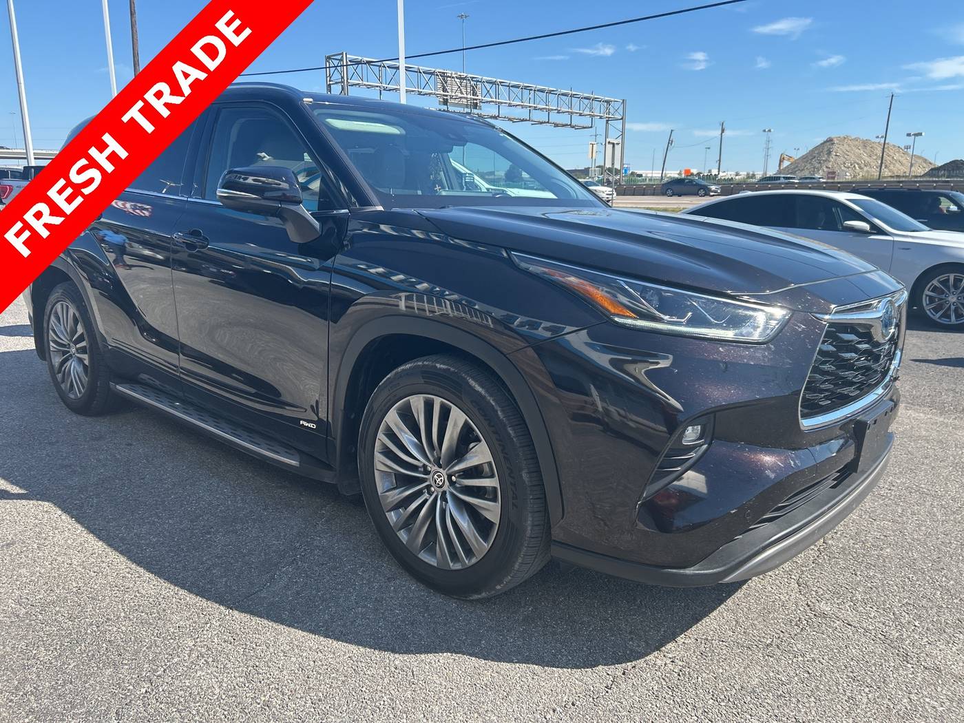 2022 Toyota Highlander Hybrid Platinum — SUV — 58,816 mi — Dallas, TX