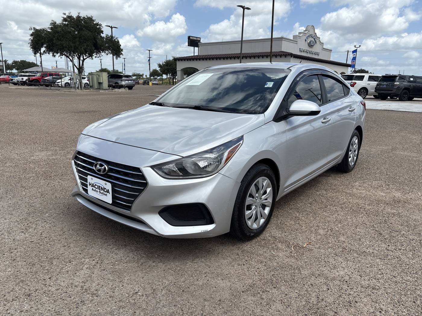 2022 Hyundai Accent SE — Sedan — 35,890 mi — Edinburg, TX