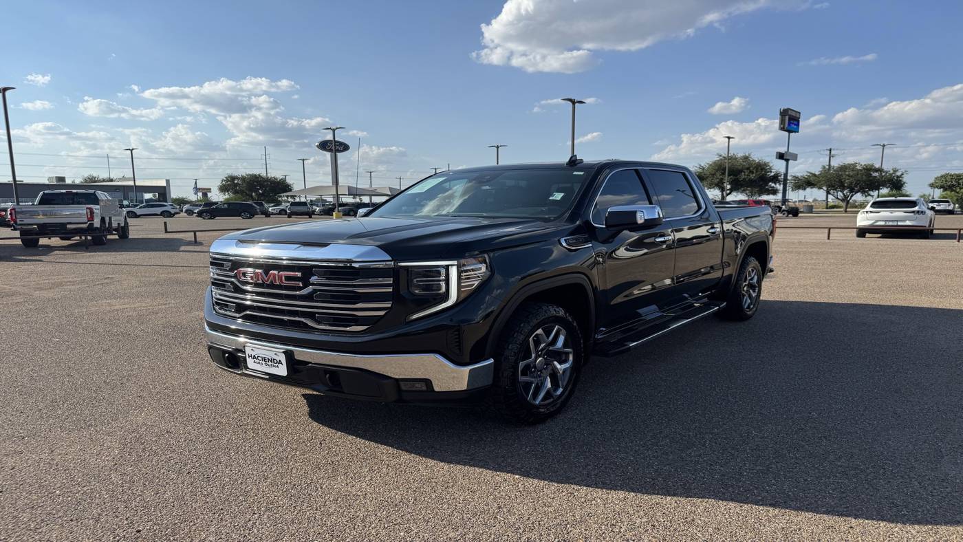 2024 GMC Sierra 1500 SLT — Pickup Truck — 34,307 mi — Edinburg, TX