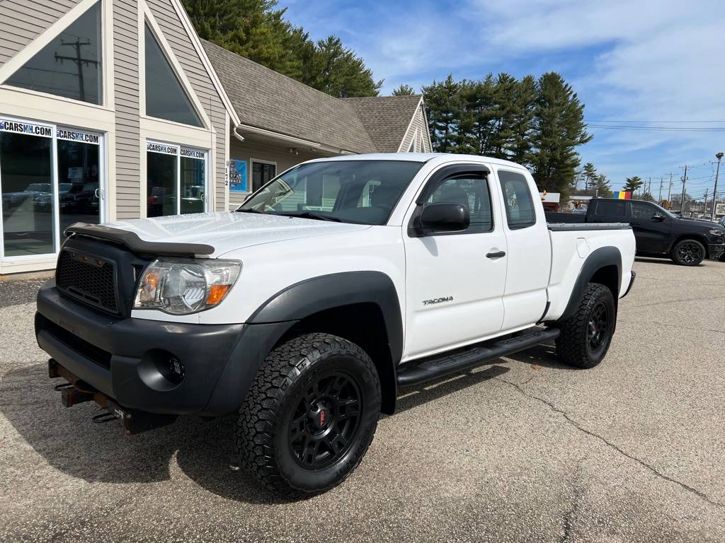 2011 Toyota Tacoma Base — Pickup Truck — 278,000 mi — North Hampton, NH