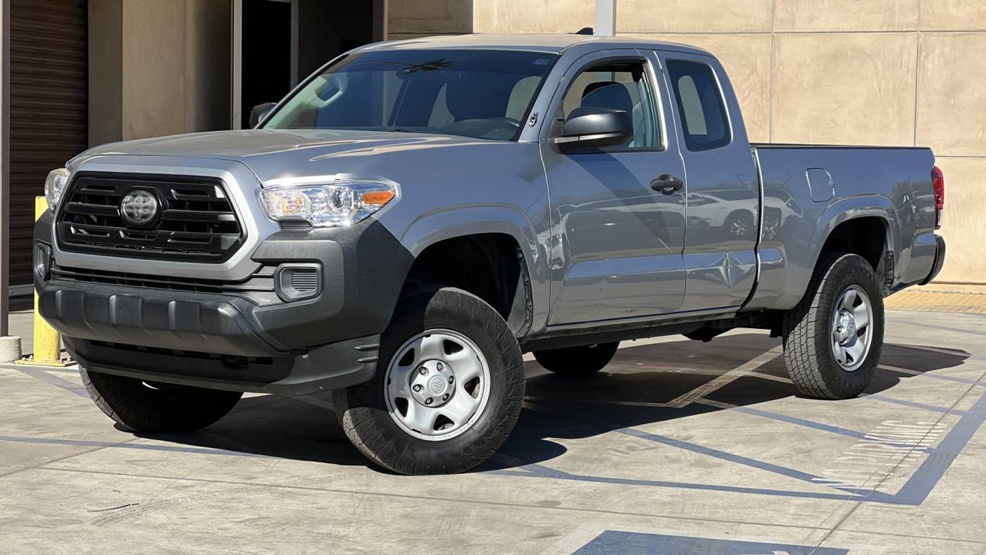 2018 Toyota Tacoma SR — Pickup Truck — 190,682 mi — Pasadena, CA