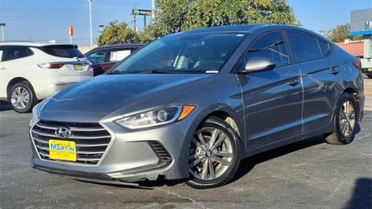 2017 Hyundai Elantra SE — Sedan — 135,101 mi — Cleveland, TX