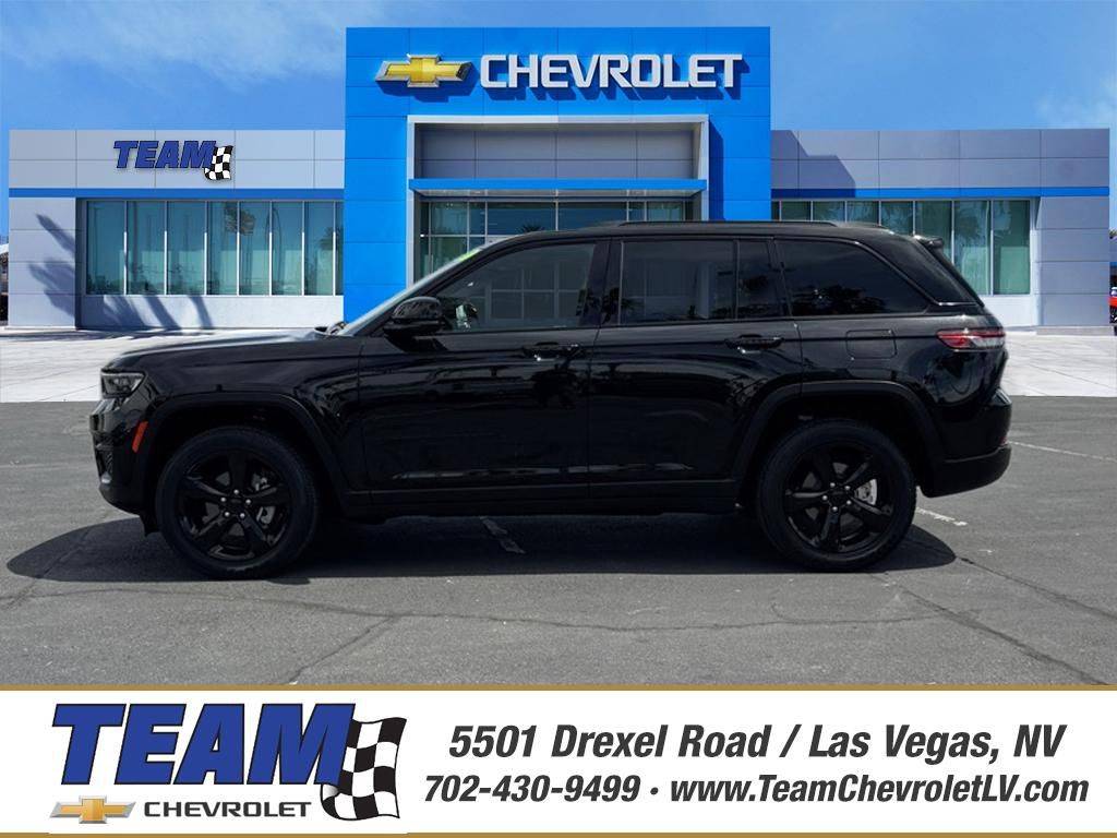 2023 Jeep Grand Cherokee Altitude — SUV — 30,583 mi — Las Vegas, NV