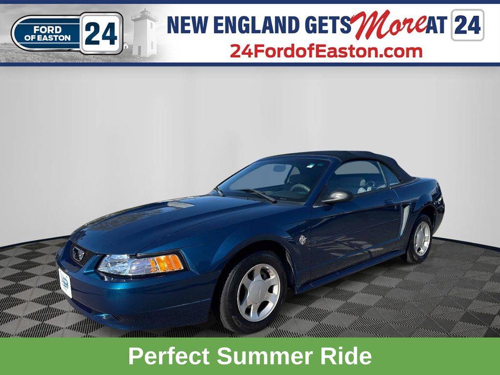 1999 Ford Mustang Base