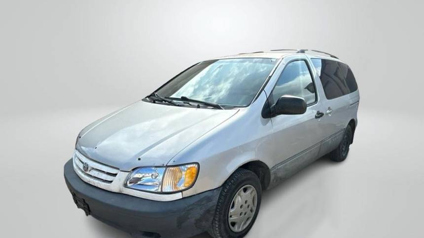 2003 Toyota Sienna CE — Minivan — 237,826 mi — Taylor, TX