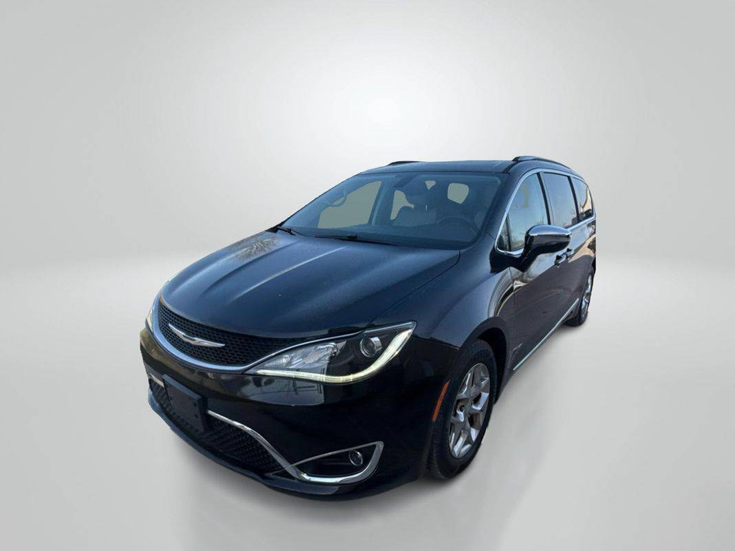 2017 Chrysler Pacifica Limited — Minivan — 77,239 mi — Taylor, TX