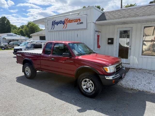 1999 Toyota Tacoma Base