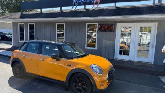 2016 MINI Hardtop Cooper — Hatchback — 101,071 mi — Pasadena, MD