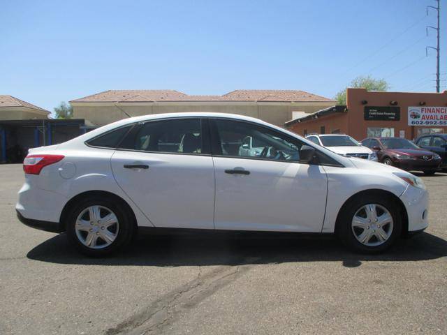 2012 Ford Focus S — Sedan — 129,208 mi — Phoenix, AZ