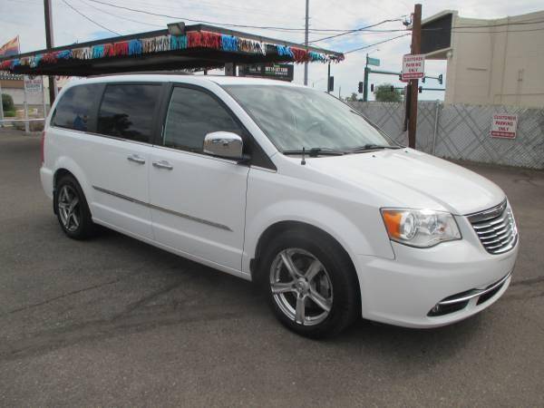 2015 Chrysler Town & Country Touring-L — Minivan — 186,207 mi — Phoenix, AZ