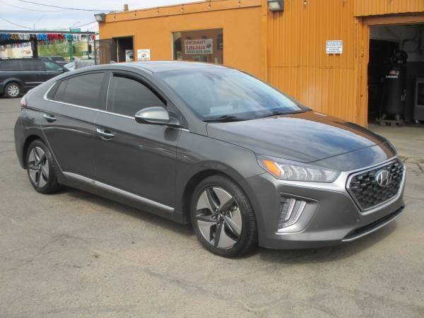 2022 Hyundai Ioniq Hybrid Limited — Hatchback — 70,845 mi — Phoenix, AZ