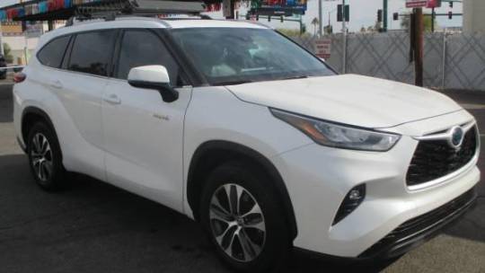 2020 Toyota Highlander Hybrid XLE — SUV — 125,136 mi — Phoenix, AZ