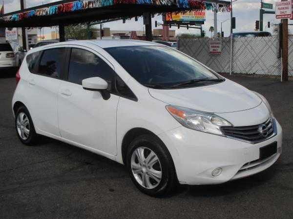 2015 Nissan Versa 1.6 SV — Hatchback — 126,670 mi — Phoenix, AZ