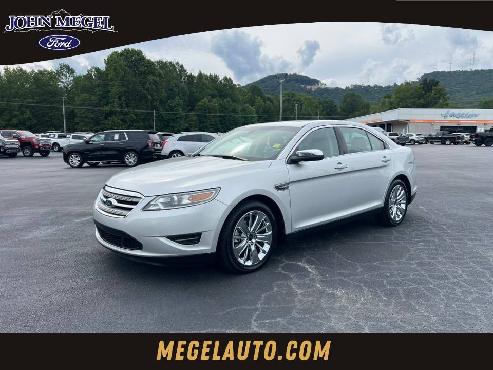 2011 Ford Taurus Limited — Sedan — 51,811 mi — Cleveland, GA