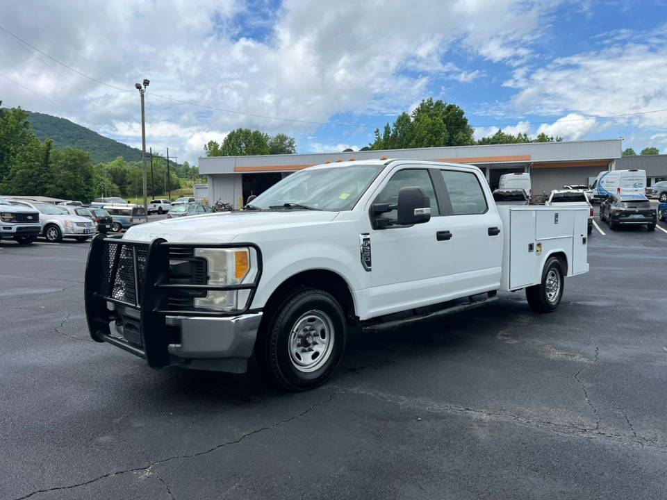 2017 Ford Super Duty F-250 XL — Pickup Truck — 241,461 mi — Cleveland, GA