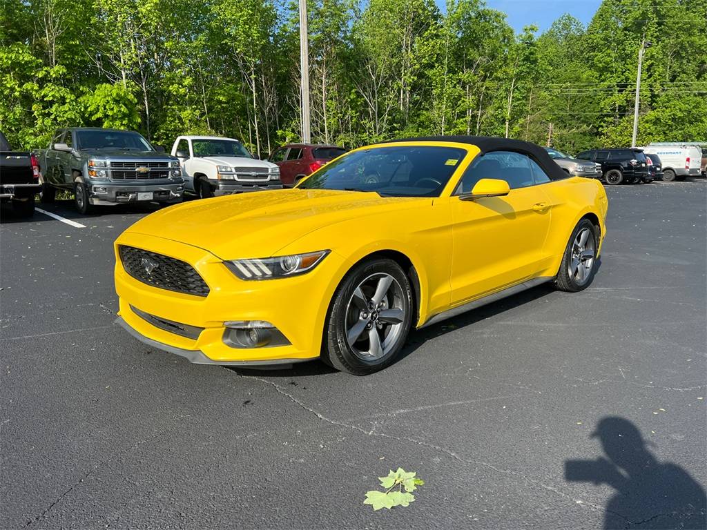 2015 Ford Mustang V6 — Convertible — 86,282 mi — Cleveland, GA