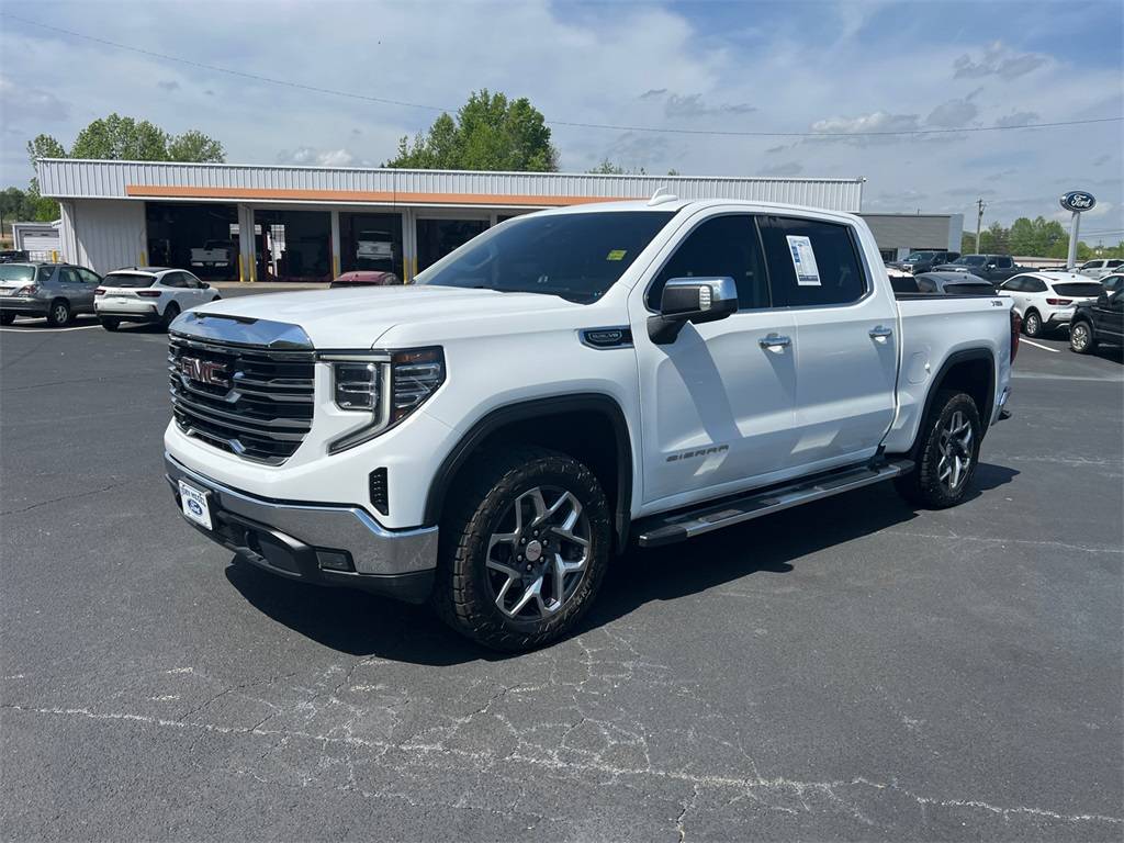 2023 GMC Sierra 1500 SLT — Pickup Truck — 97,711 mi — Cleveland, GA