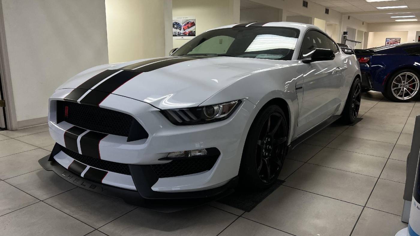 2017 Ford Mustang Shelby GT350R — Coupe — 9,068 mi — Cleveland, GA