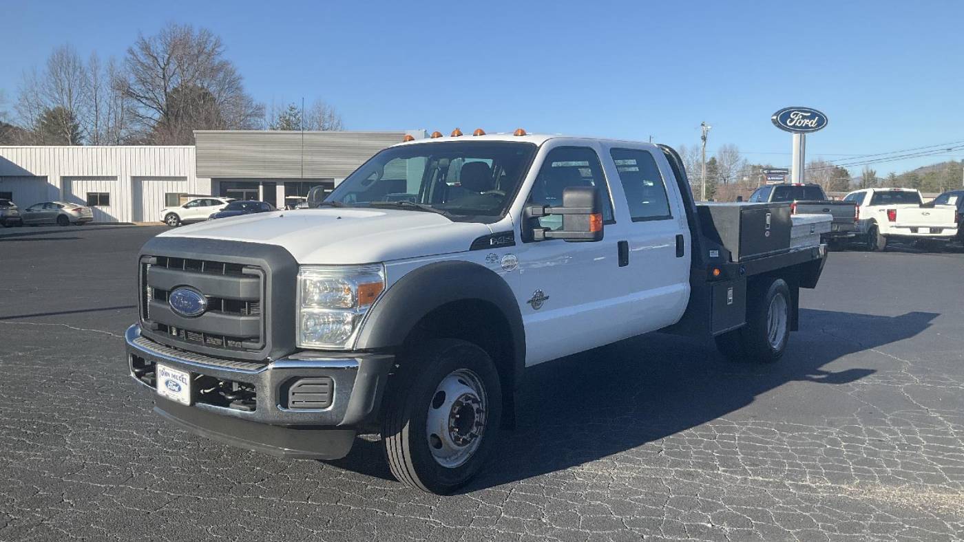 2014 Ford Super Duty F-450 Chassis Cab XL — Chassis Cab Truck — 182,985 mi — Cleveland, GA