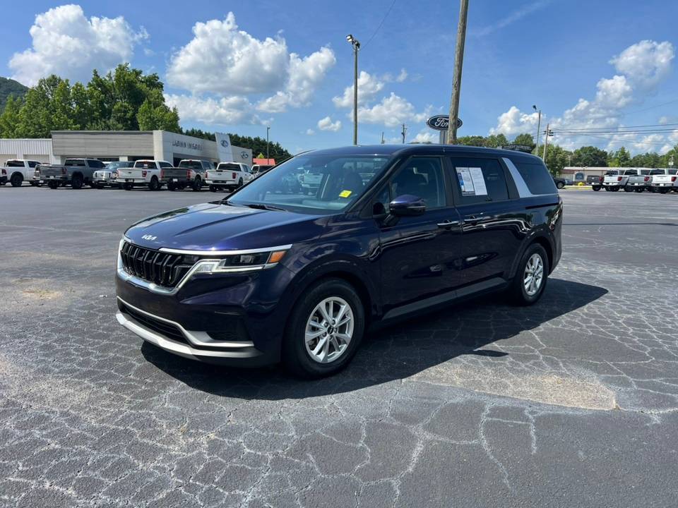 2022 Kia Carnival LXS — Minivan — 79,196 mi — Cleveland, GA