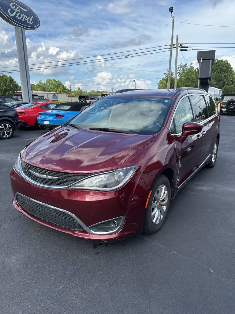 2017 Chrysler Pacifica Touring L — Minivan — 131,452 mi — Cleveland, GA