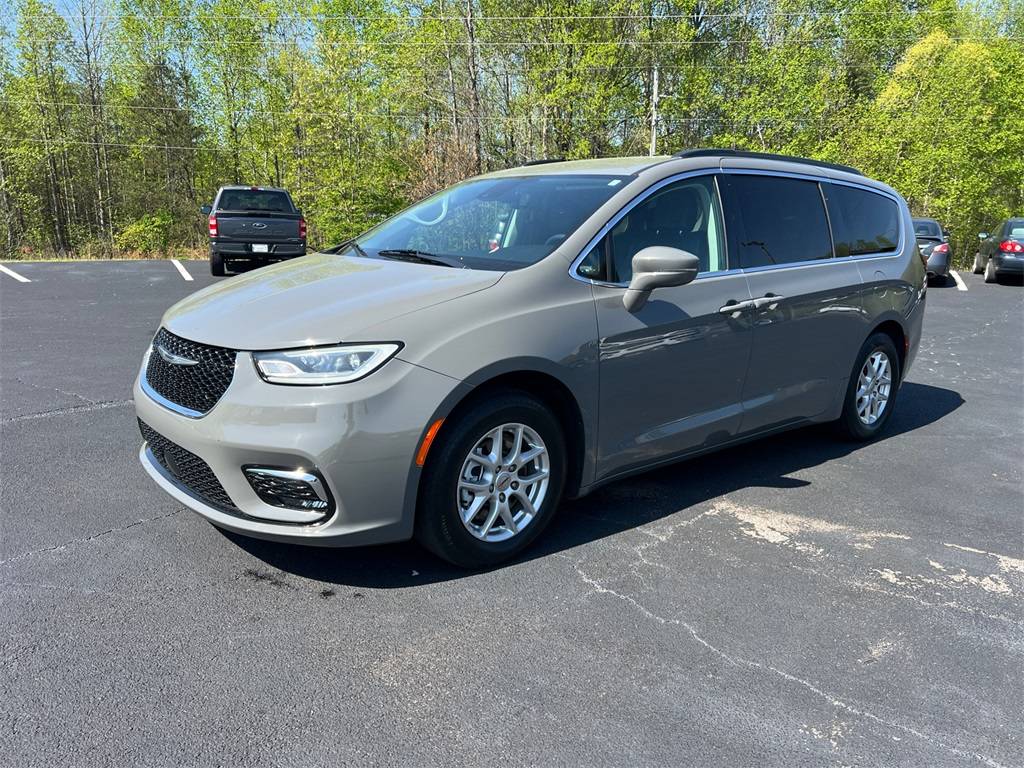 2022 Chrysler Pacifica Touring L — Minivan — 103,792 mi — Cleveland, GA