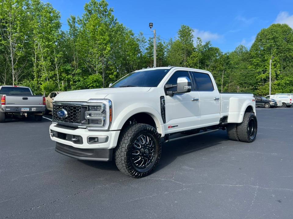 2024 Ford Super Duty F-450 Limited — Pickup Truck — 5,245 mi — Cleveland, GA