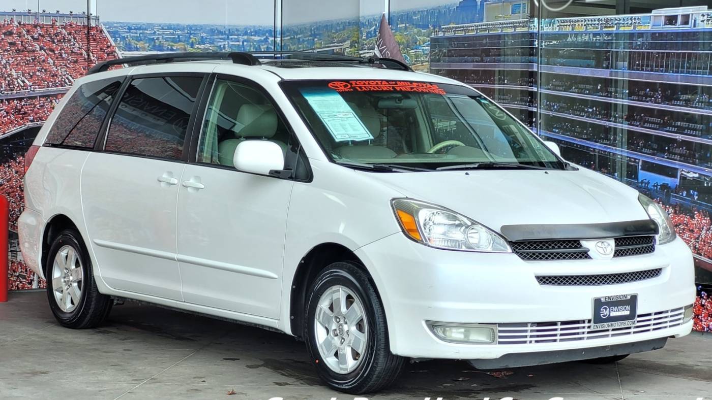 2004 Toyota Sienna XLE — Minivan — 179,171 mi — Milpitas, CA