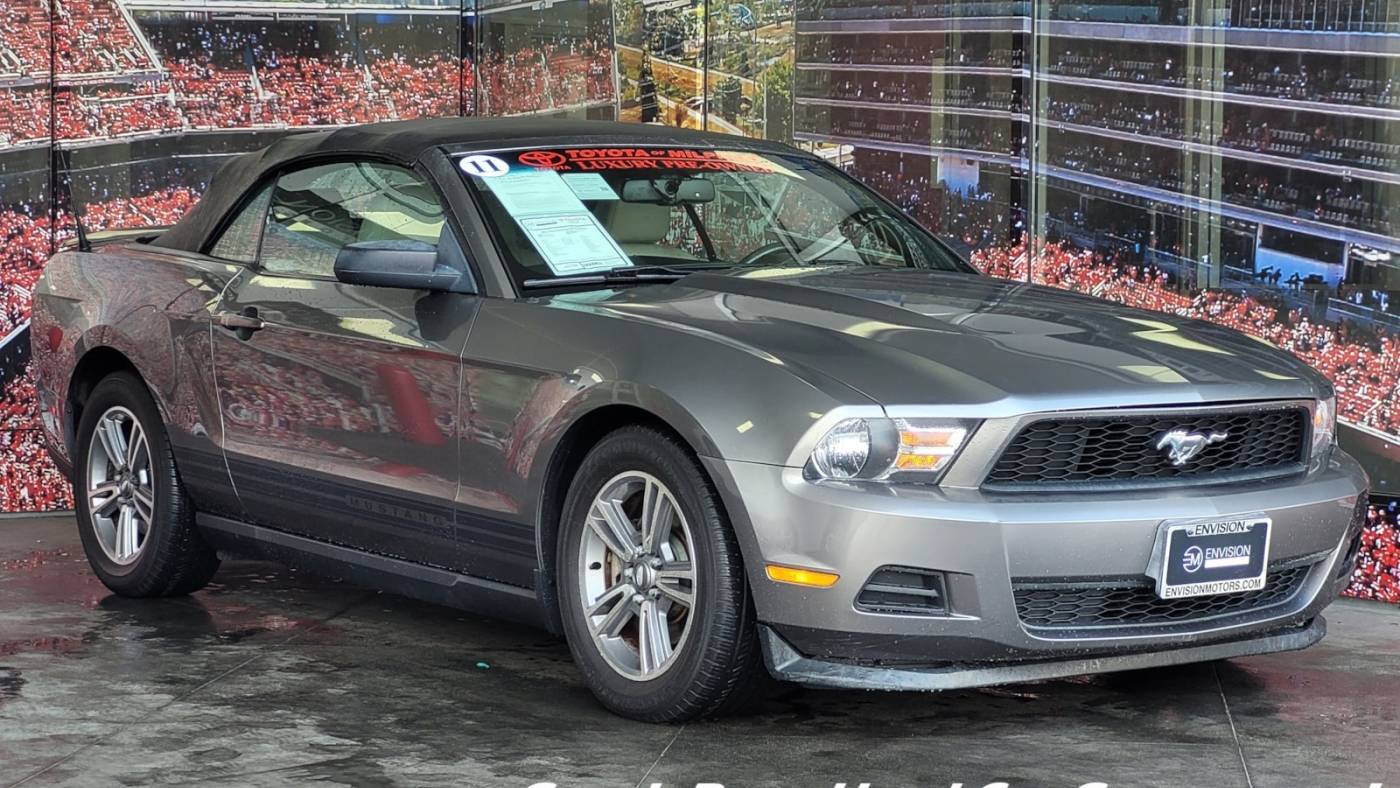2011 Ford Mustang V6 Premium — Convertible — 125,900 mi — Milpitas, CA