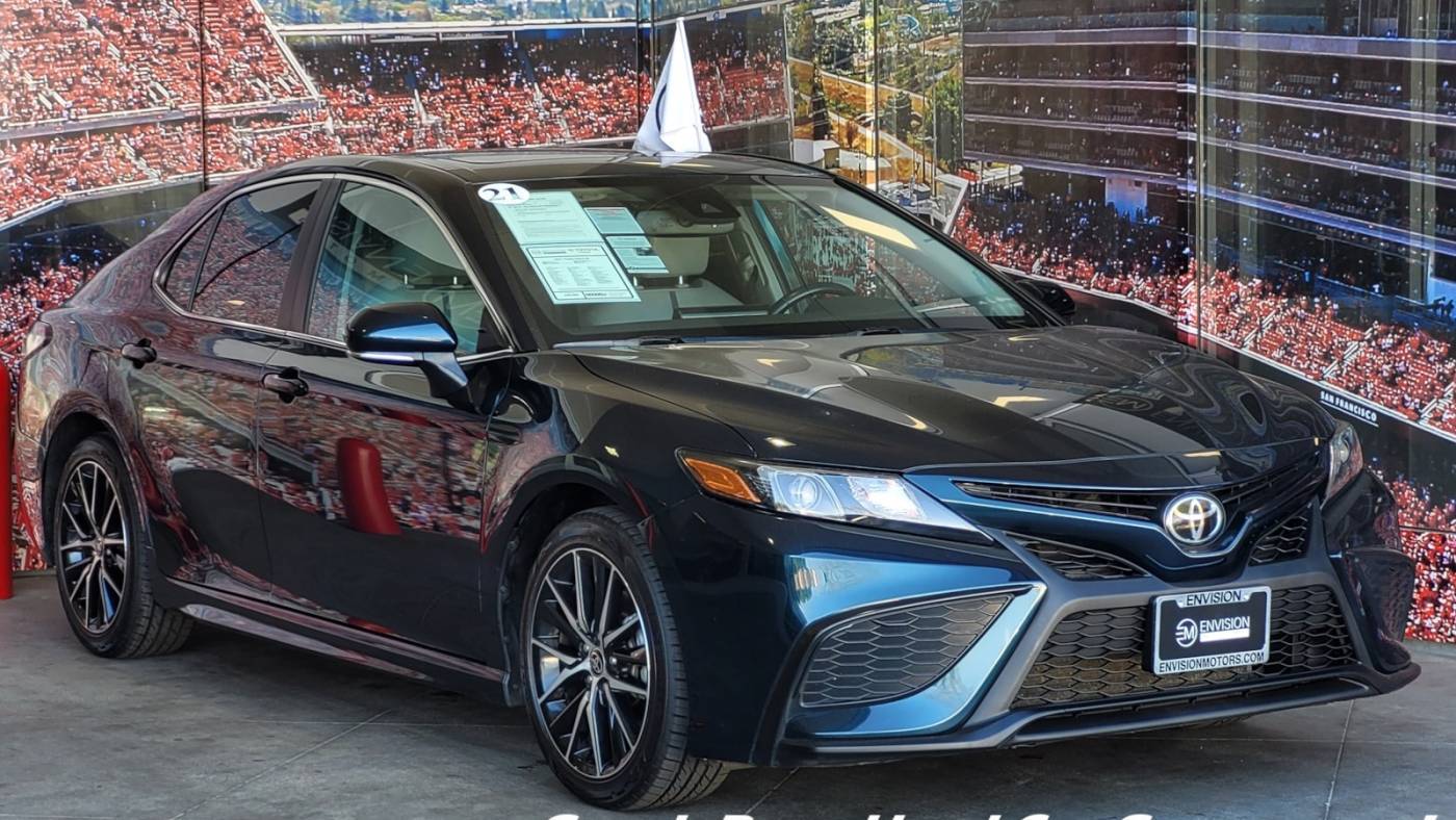 2021 Toyota Camry SE — Sedan — 55,616 mi — Milpitas, CA