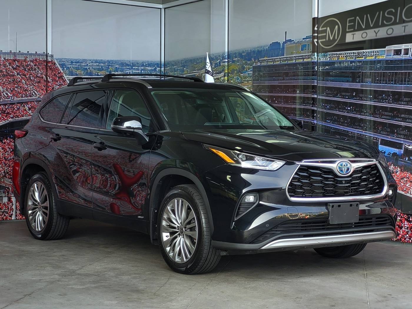 2022 Toyota Highlander Hybrid Platinum — SUV — 99,975 mi — Milpitas, CA
