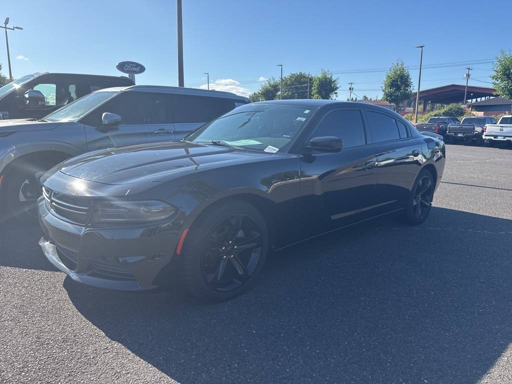 2017 Dodge Charger SE — Sedan — 93,280 mi — Hillsboro, OR