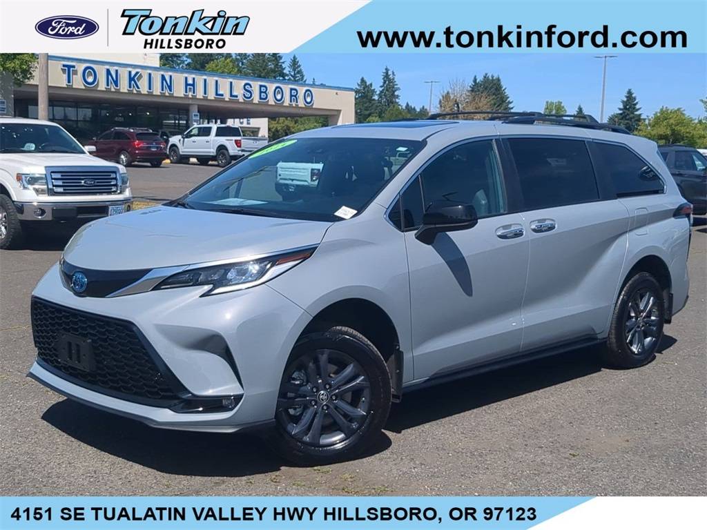 2024 Toyota Sienna XSE — Minivan — 19,643 mi — Hillsboro, OR