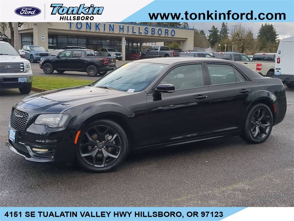 2022 Chrysler 300 Touring L — Sedan — 43,082 mi — Hillsboro, OR