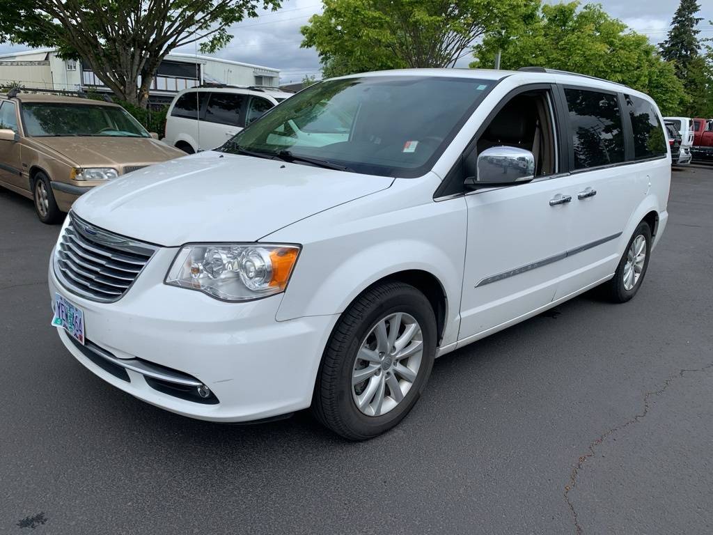 2015 Chrysler Town & Country Limited Platinum — Minivan — 113,724 mi — Hillsboro, OR