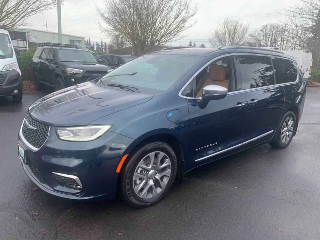 2022 Chrysler Pacifica Hybrid Pinnacle — Minivan — 41,520 mi — Hillsboro, OR