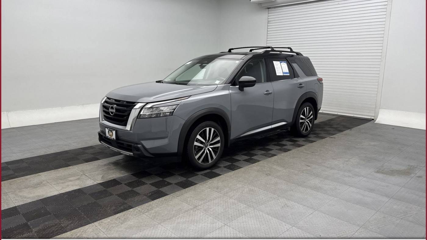 2023 Nissan Pathfinder Platinum — SUV — 8,241 mi — Chittenango, NY