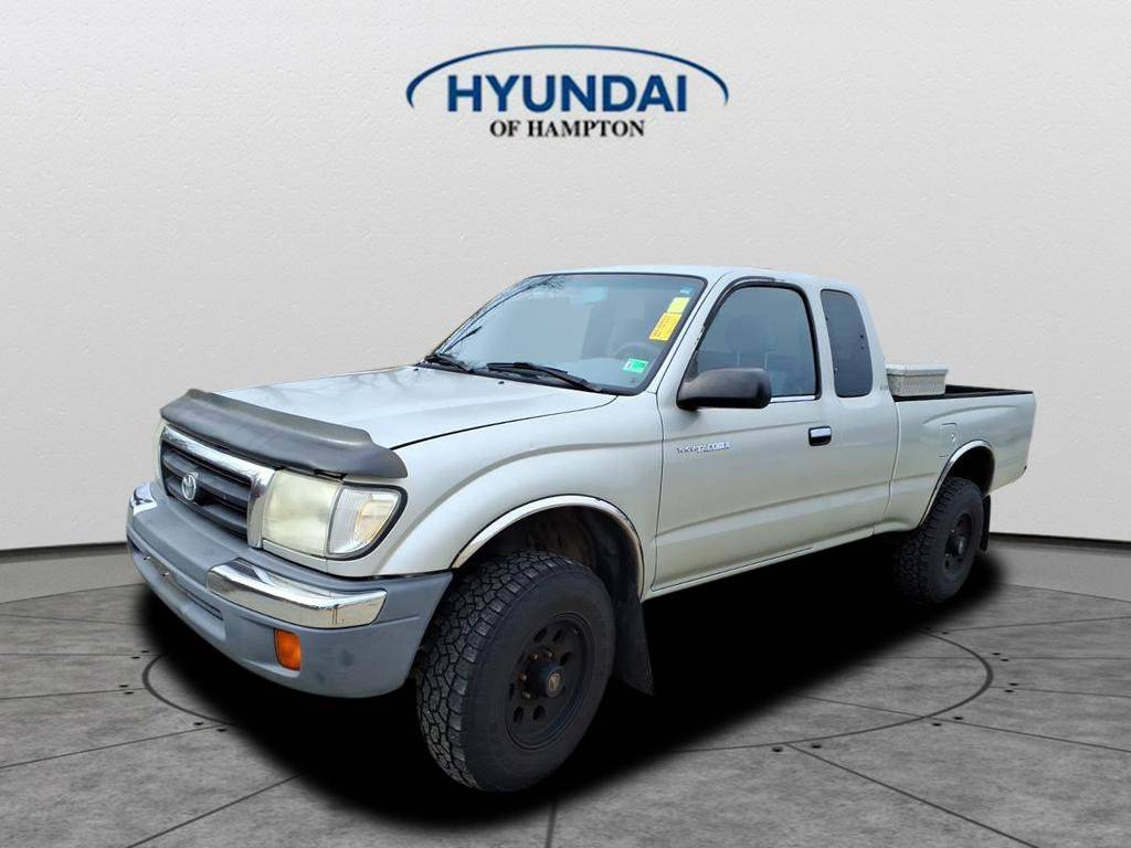 2000 Toyota Tacoma Base