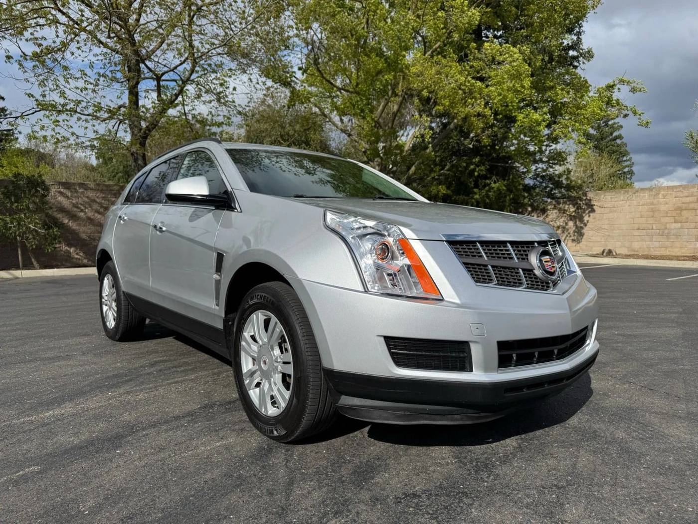 2011 Cadillac SRX Standard — SUV — 123,660 mi — Sacramento, CA