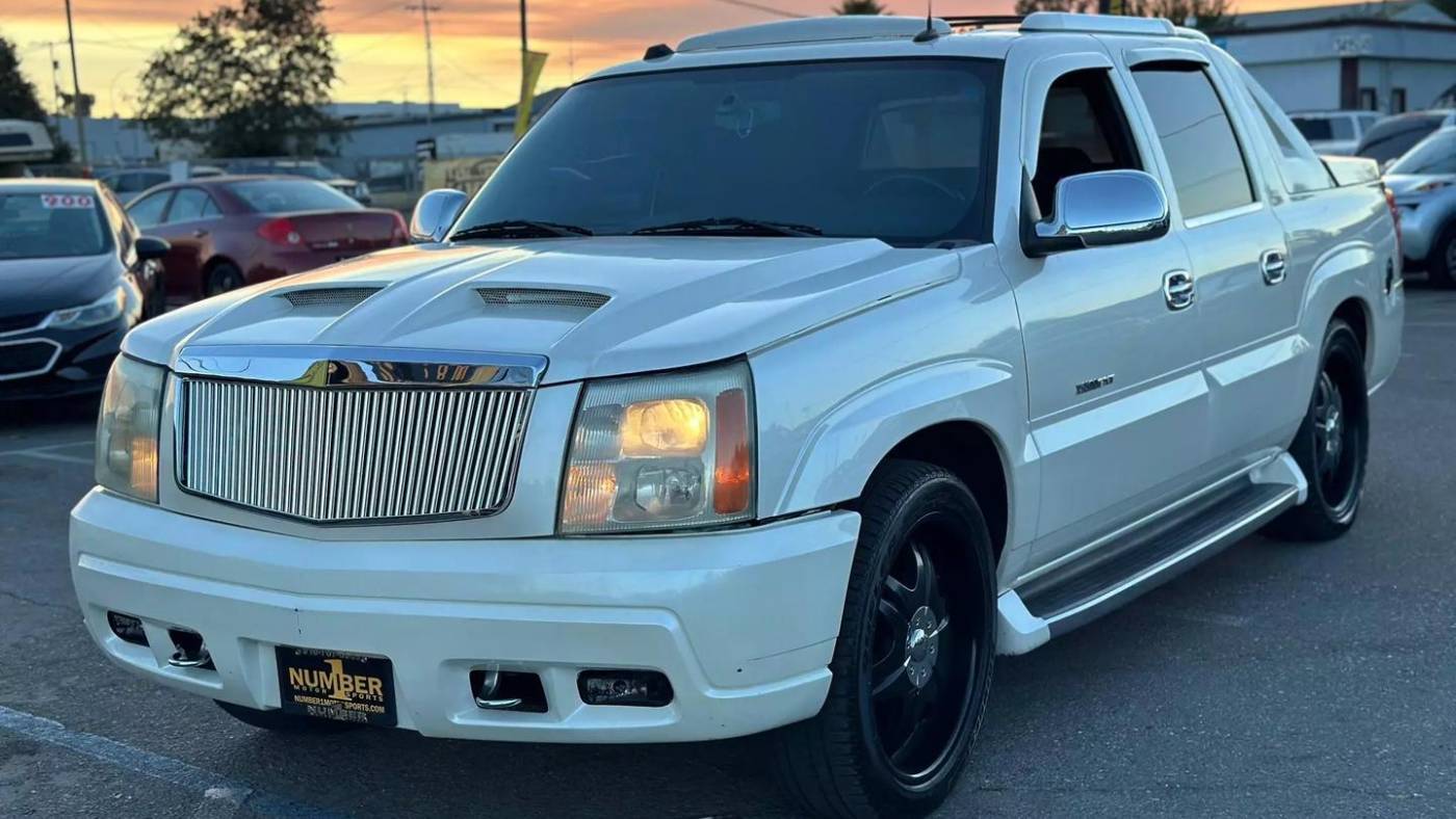 2004 Cadillac Escalade EXT Standard — Pickup Truck — 85,190 mi — Sacramento, CA