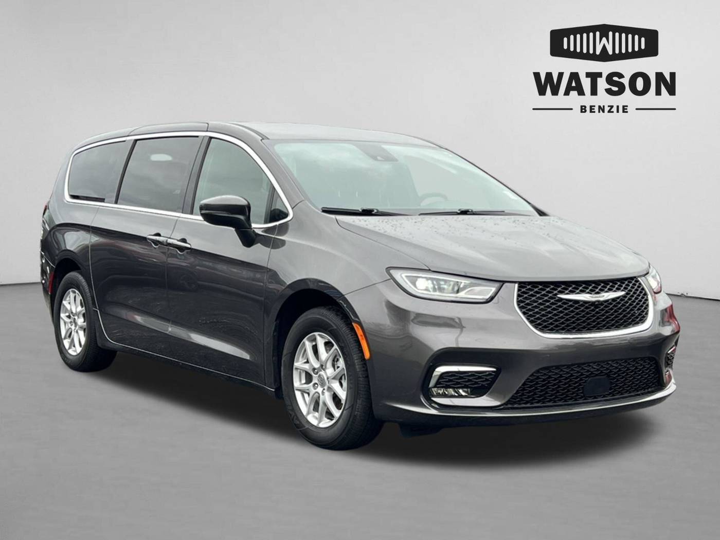 2023 Chrysler Pacifica Touring — Minivan — 59,132 mi — Benzonia, MI