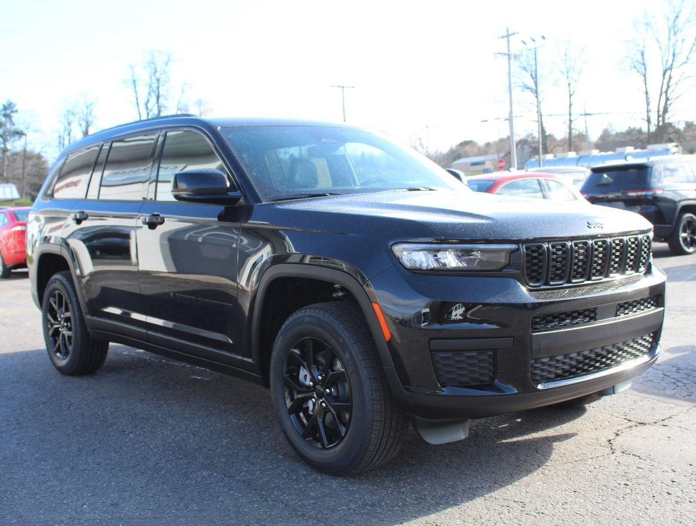 2024 Jeep Grand Cherokee Altitude — SUV — 25 mi — Benzonia, MI