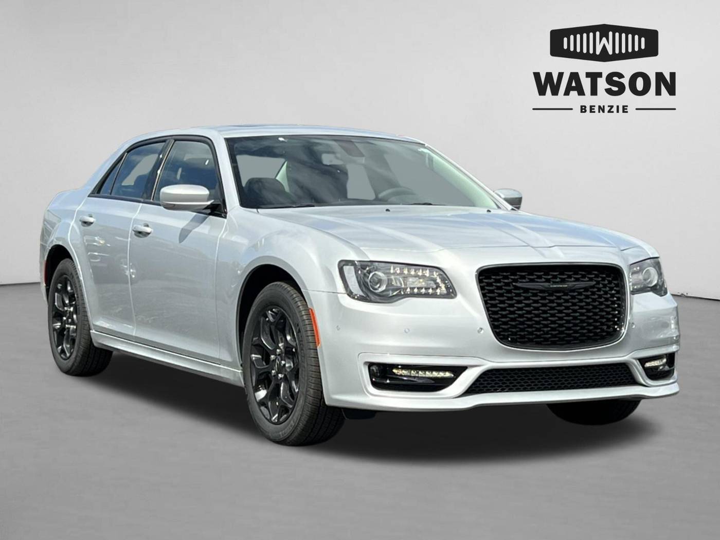 2023 Chrysler 300 Touring L — Sedan — 5,510 mi — Benzonia, MI