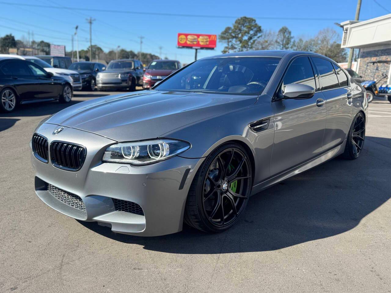 2014 BMW M5 Standard