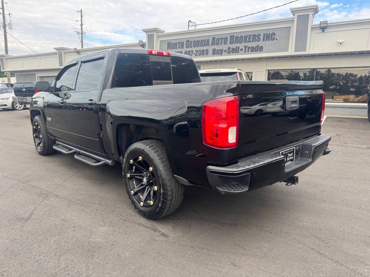 Thumbnail 5