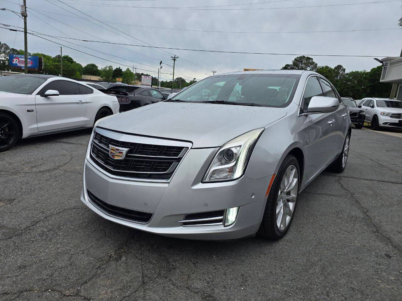 2016 Cadillac XTS Luxury Collection — Sedan — 91,937 mi — Snellville, GA