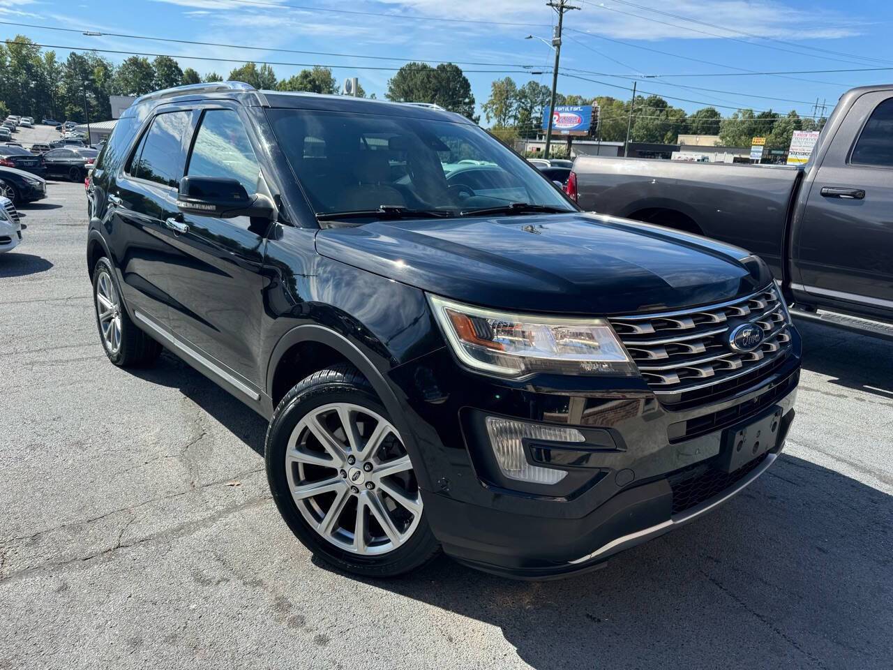 2017 Ford Explorer Limited — SUV — 122,840 mi — Snellville, GA